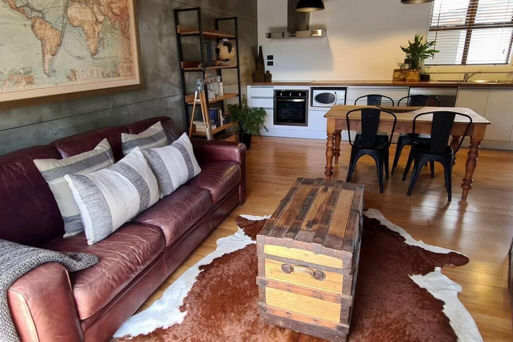 Apartment 4 - Haddin Court - Chic Ny Loft Style Blenheim Eksteriør billede